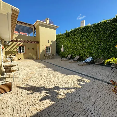 بيت ضيافة Happy Silva *