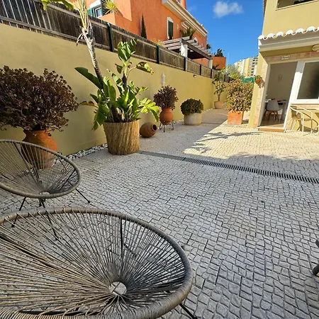 بيت ضيافة Happy Silva لاغوس