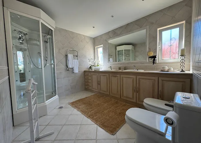 Pensión Happy Silva Lagos